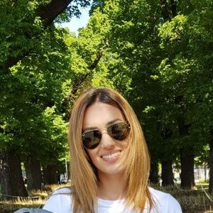 Meet your Posher, Amanda